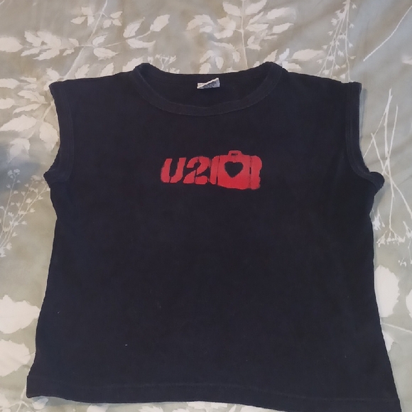 U2 Tops - U2 Elevatio 2001 Crop Tee